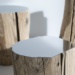 tronchi tavolini in legno vecchio e riciclato dal design pulito e innovativo 
